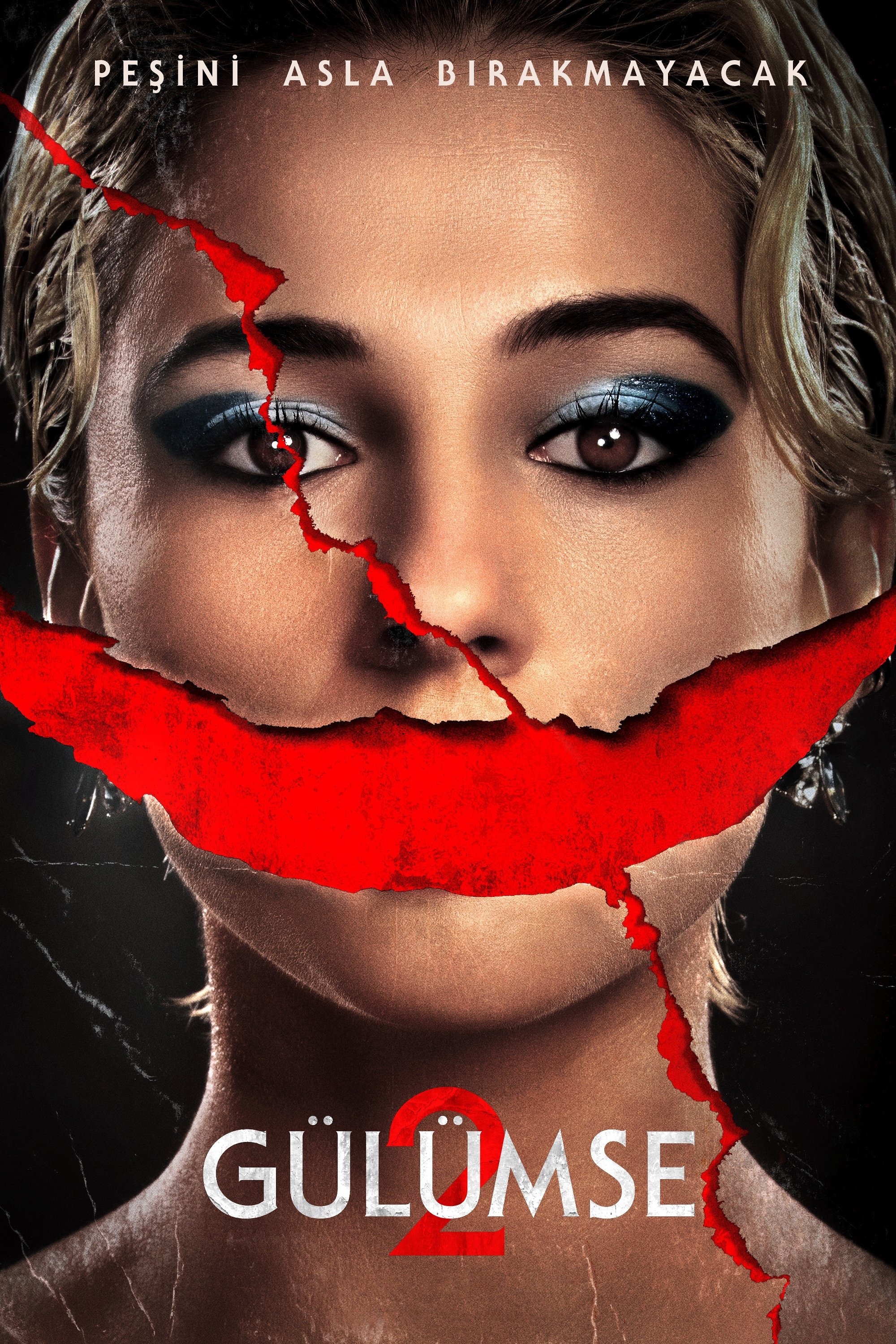 Smile 2 Wallpaper