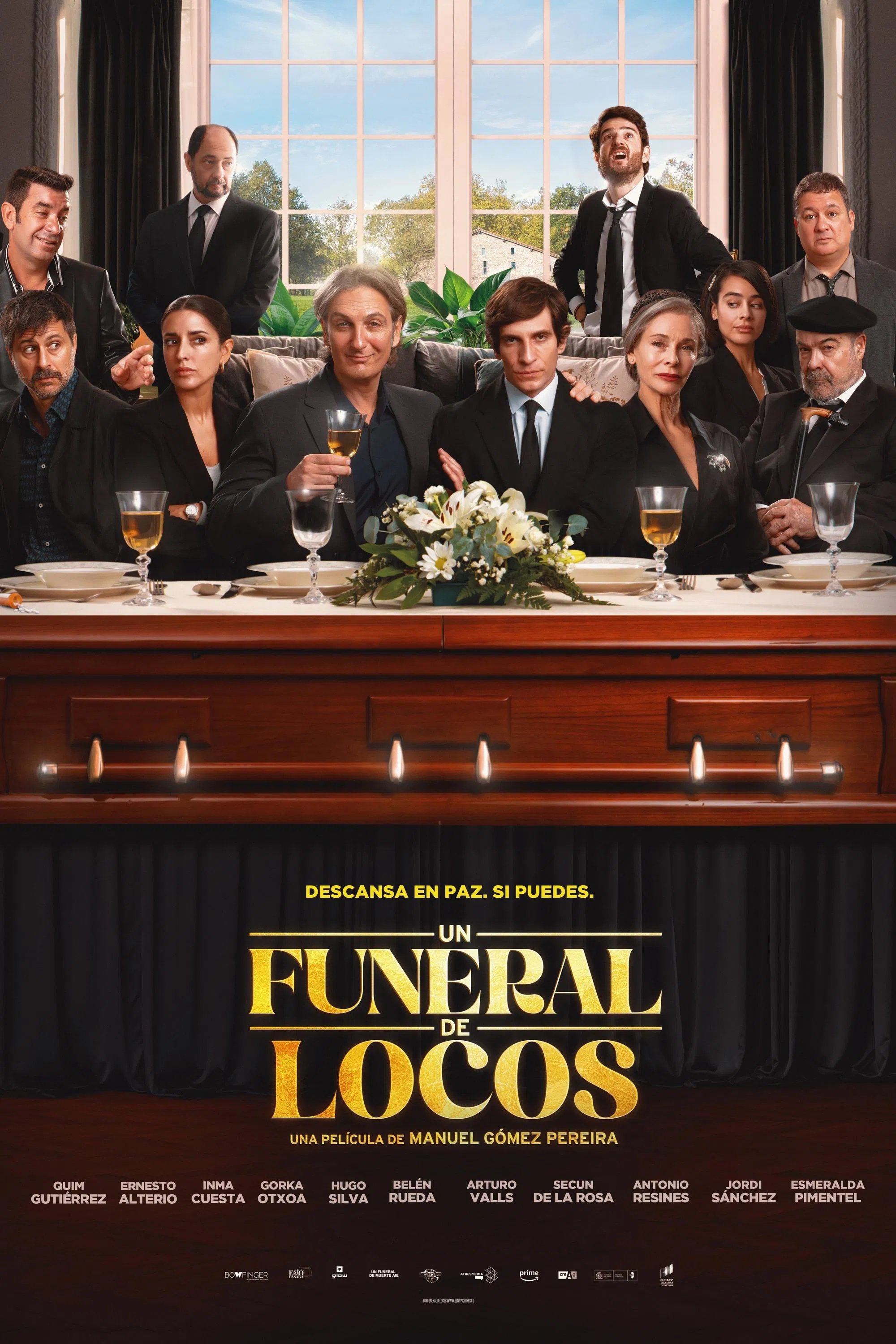Un funeral de locos Wallpaper